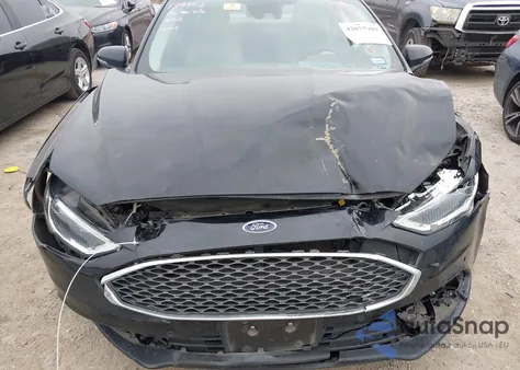 2017 Ford Fusion Energi Platinum from USA, damaged, VIN 3FA6P0SU8HR238959